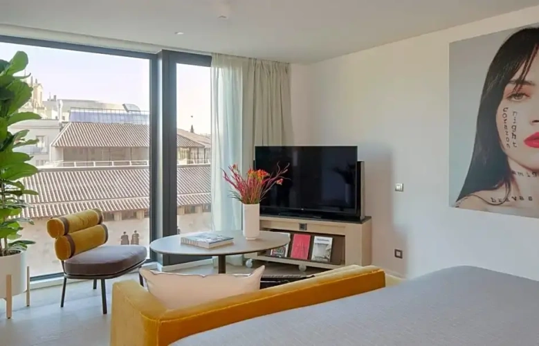 2 Bedrooms Beyond ME+ Suite