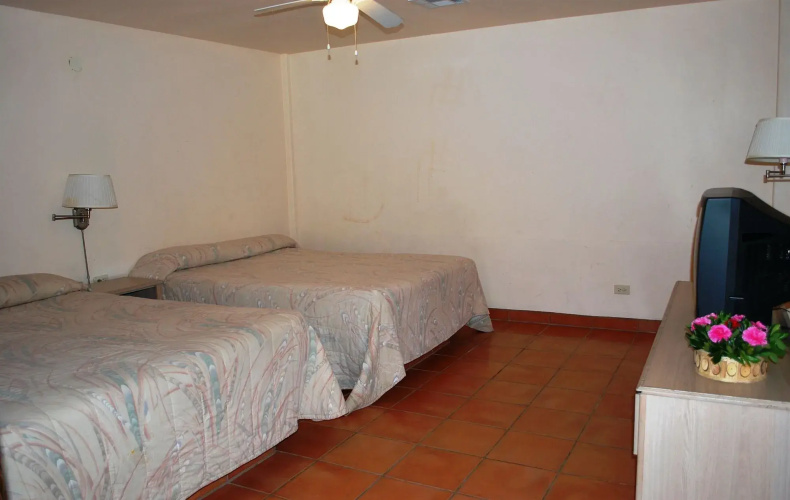 Hotel Baja