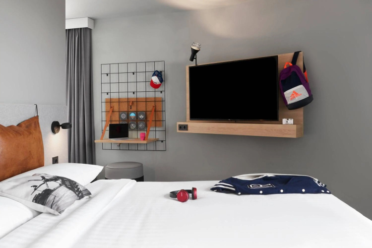 Moxy Cologne Bonn Airport photo 8