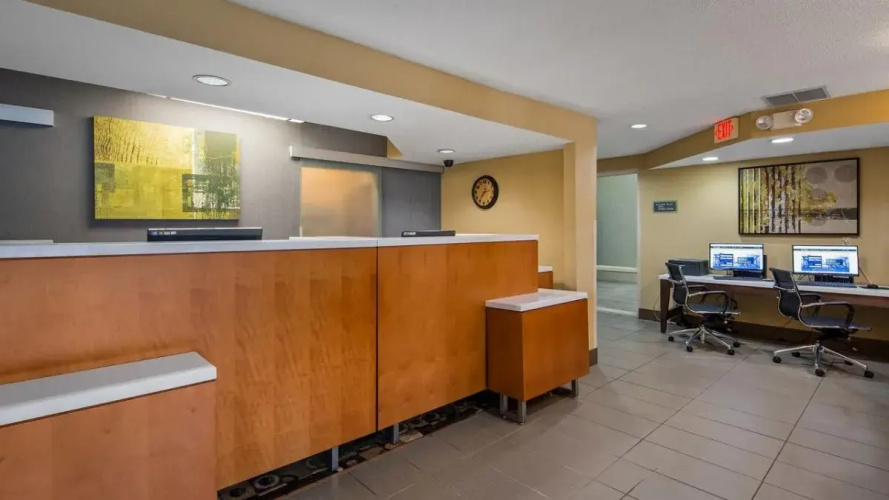 Quality Inn & Suites Southport