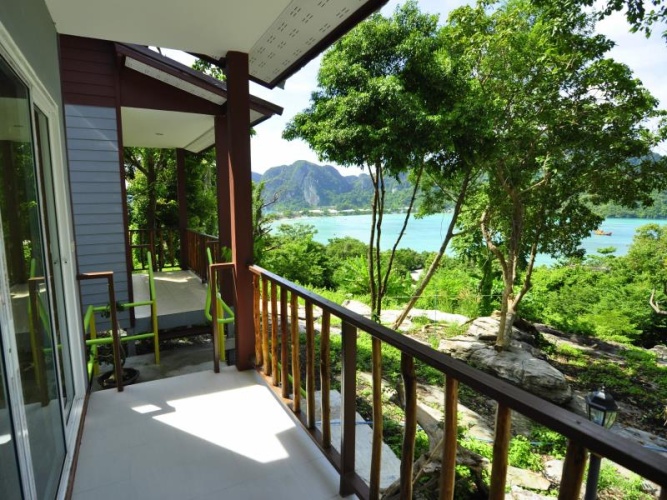 Bungalow with sea view