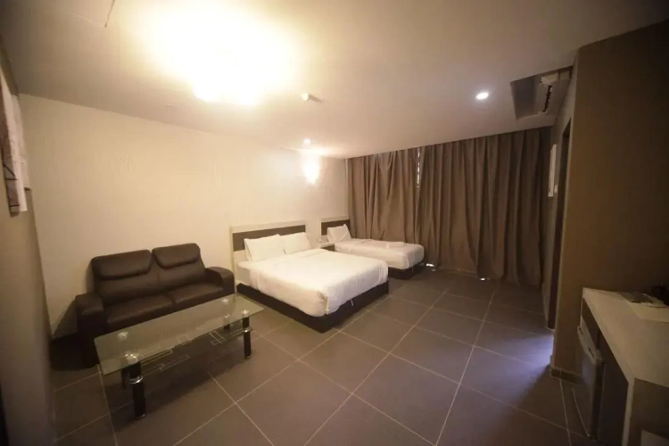 Deluxe Triple room