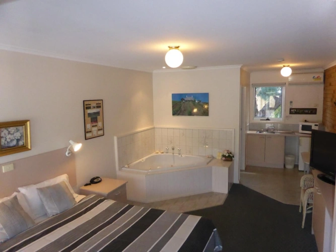 Balnarring Village Motor Inn