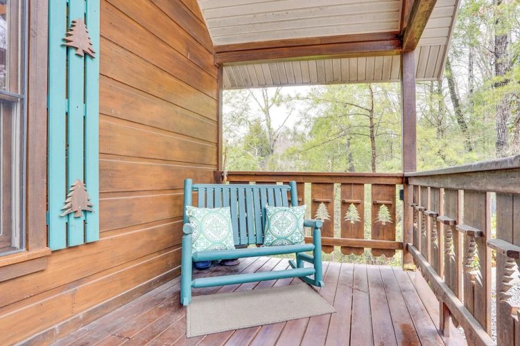 2-tier Deck & Hot Tub: Quiet Sevierville Cabin