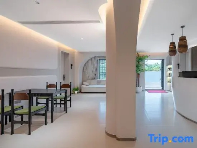 Wangshu Nanshe · WS | Mid-century Modern Style Designed Vacation Homestay
