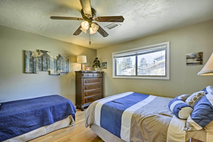 2 Bedrooms Apartment
