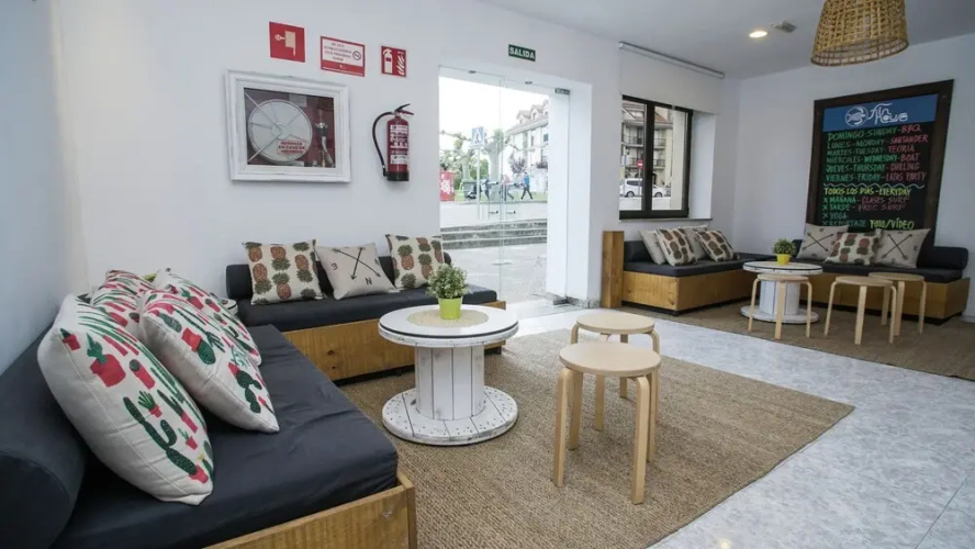 Fin Surf House