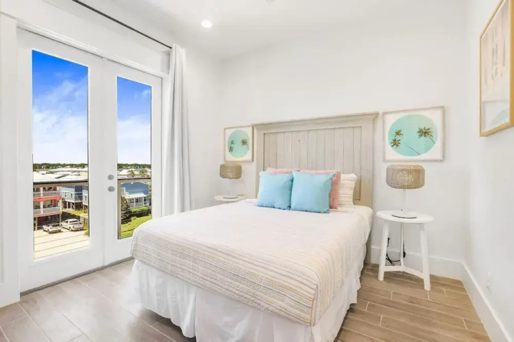 Shipfaced Beach House