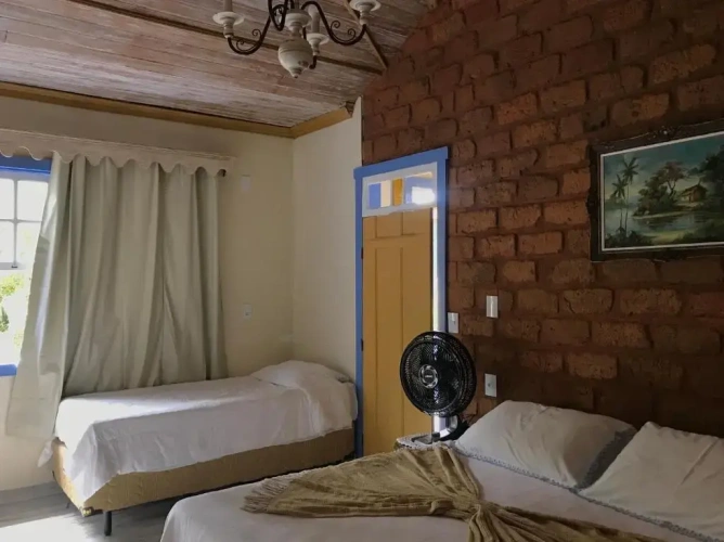 Standard Triple room with pool view