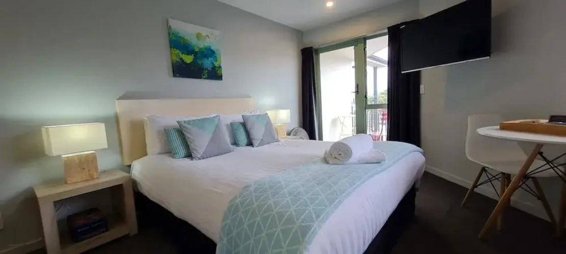 Standard Double Suite