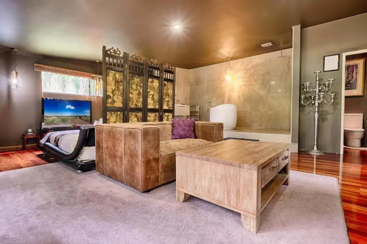 Mudstone Suites