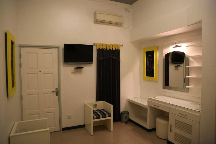 Tour Rest Inn