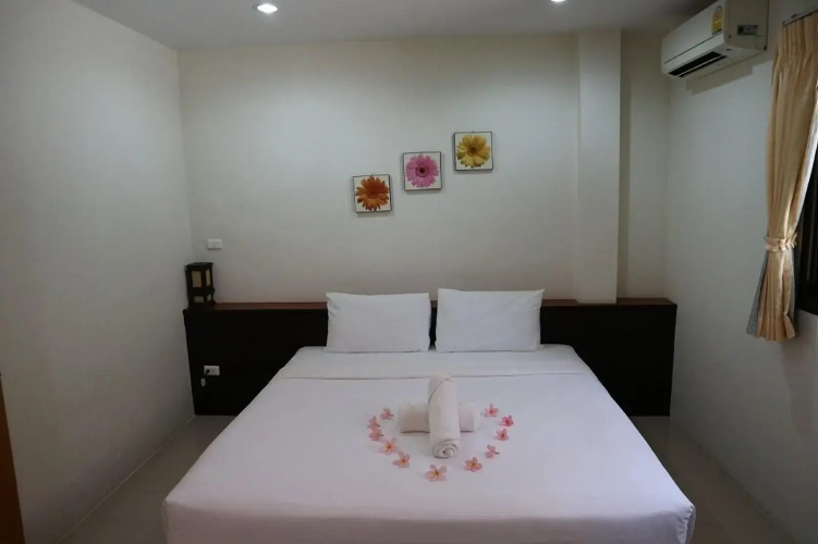 Baan Saensook Villas