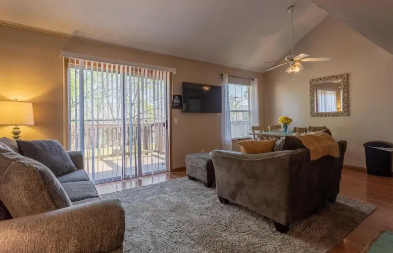 Happy Trails 2 Bedroom Condo by RedAwning