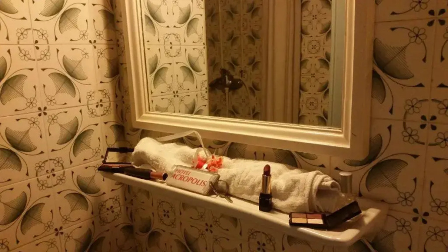 Acropolis Hotel