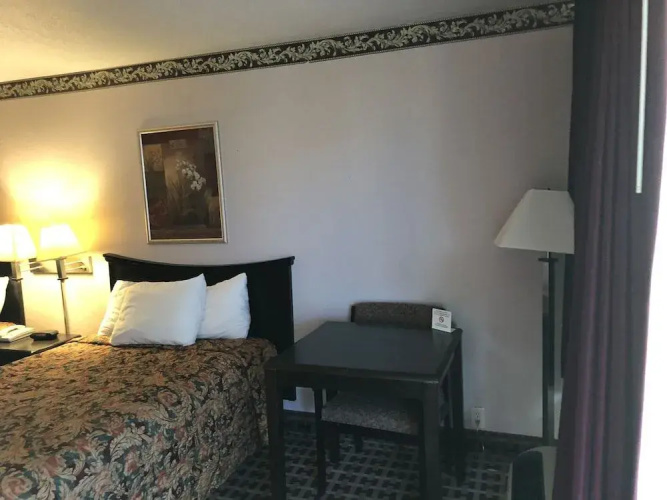 University Inn