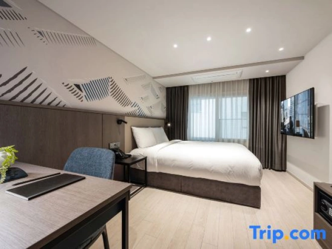 Deluxe Double Family room