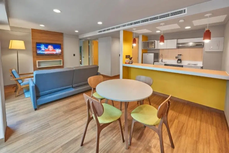 1 Bedroom Suite