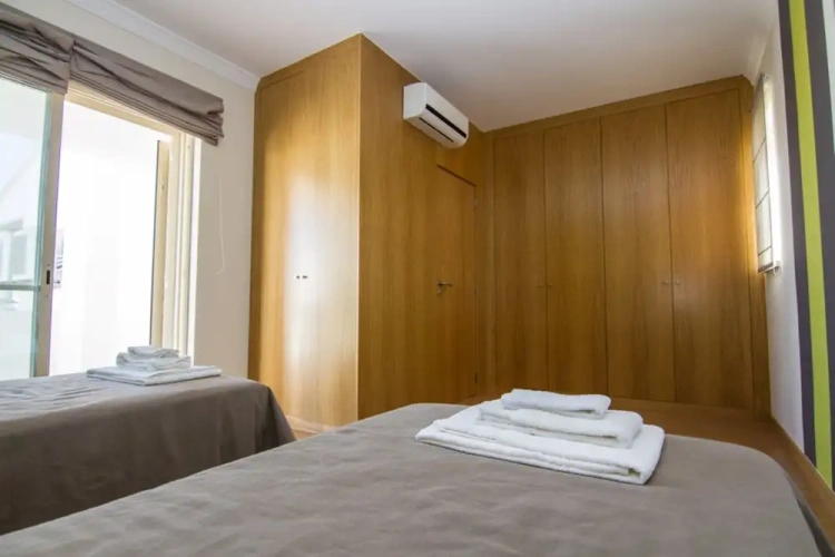 2 Bedrooms Villa with balcony