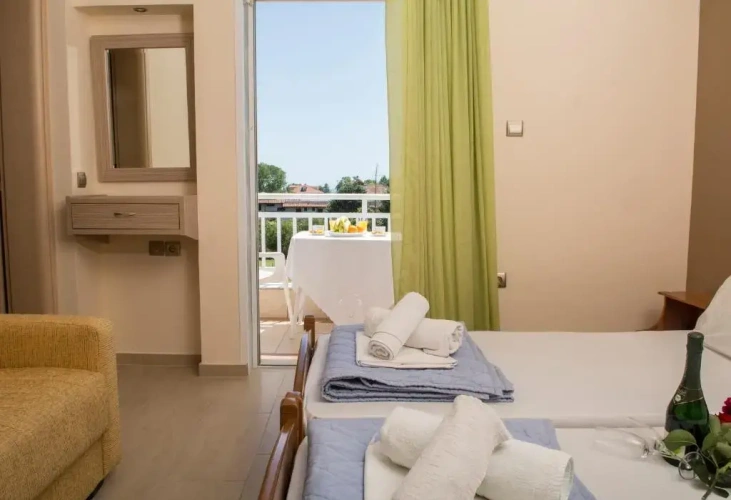 2 Bedrooms Twin Apartment