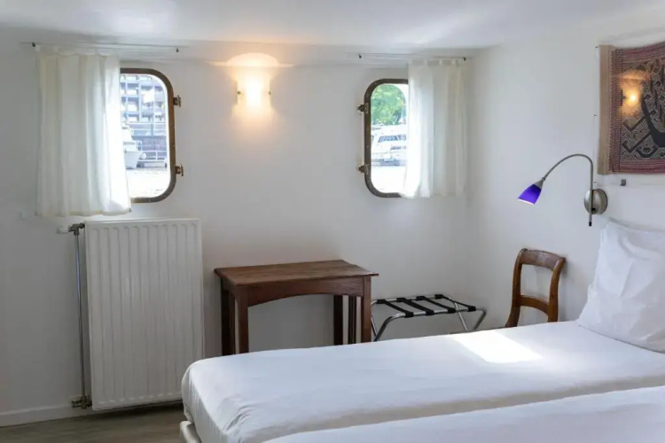 Hotel The Boatel