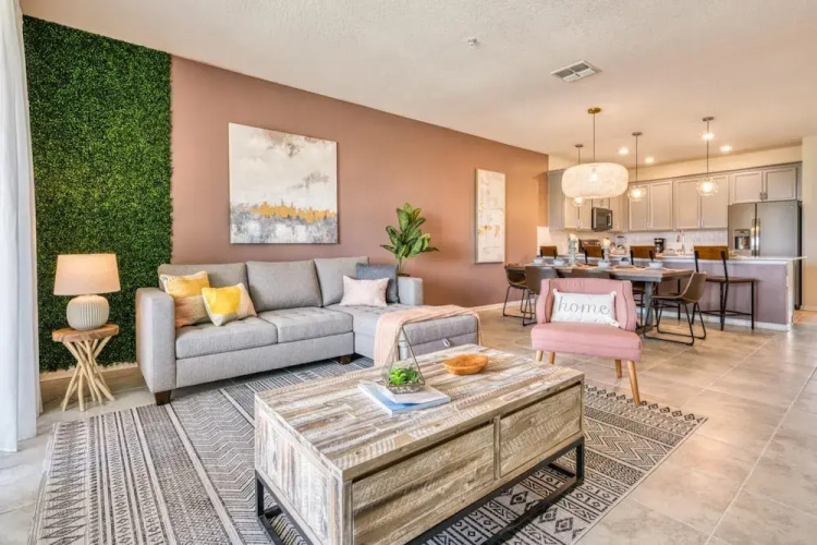 Modern Cozy Condo - Mickey Frozen Bedrooms