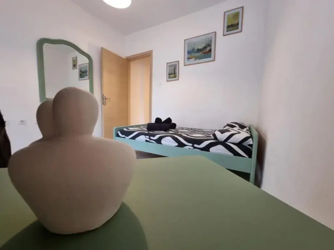 2 Bedrooms Cottage