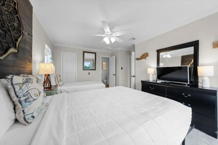 Romar Village 322
