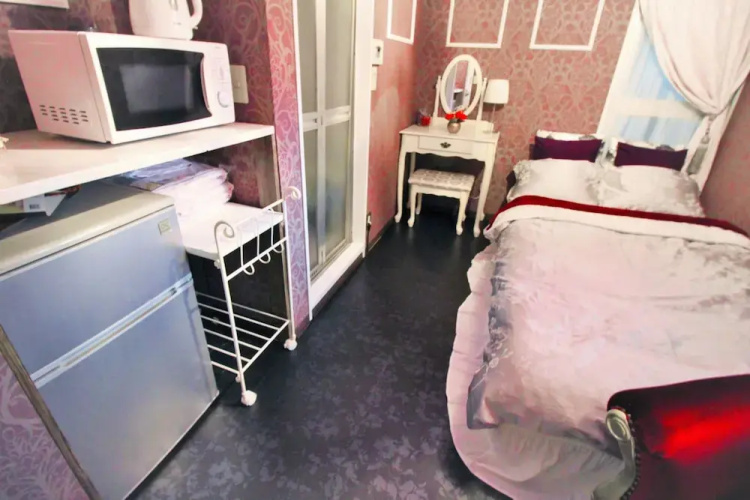 Micro Hotels near Roppongi