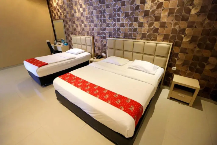 New Surya Hotel