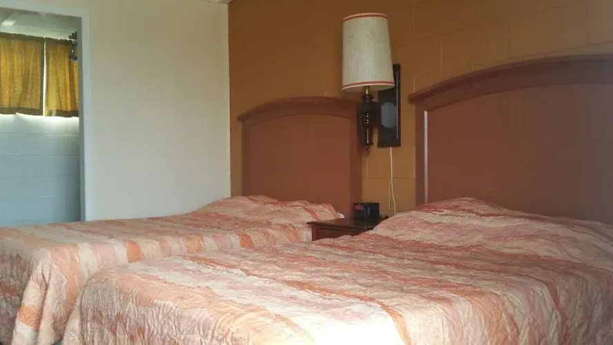 Thunder Bird Motel