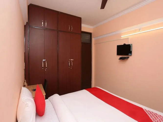Polytechnic Chauraha By OYO Rooms