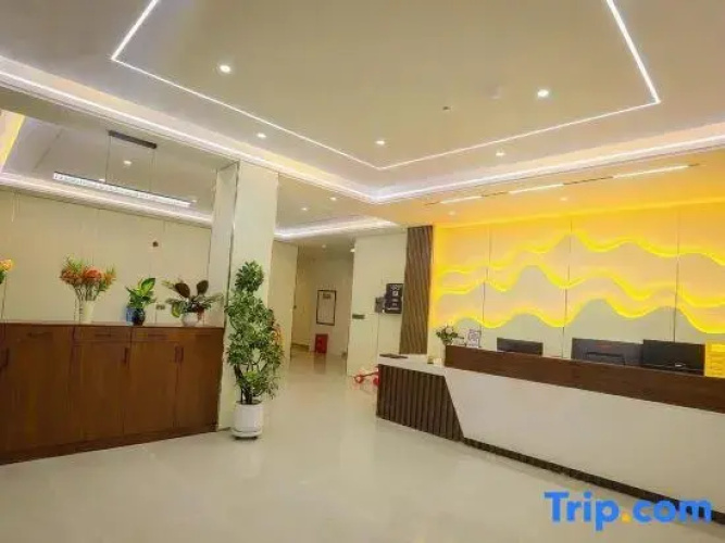 Qinglai Hotel (Gucheng Lijiang Store)