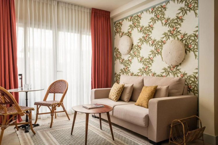 Residence Abril by Pillow