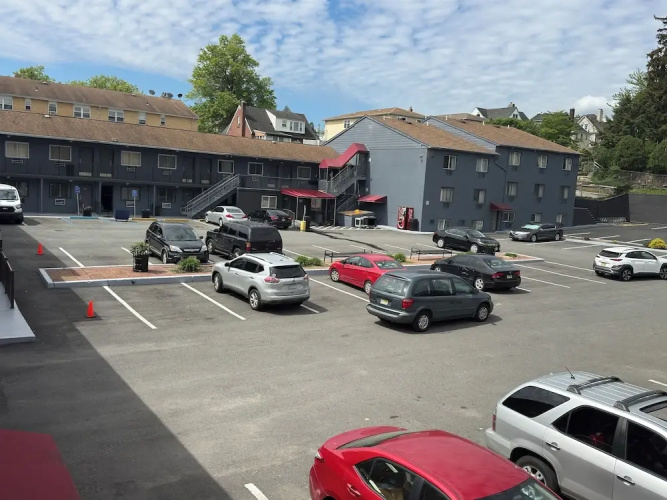 Belleville Motor Lodge