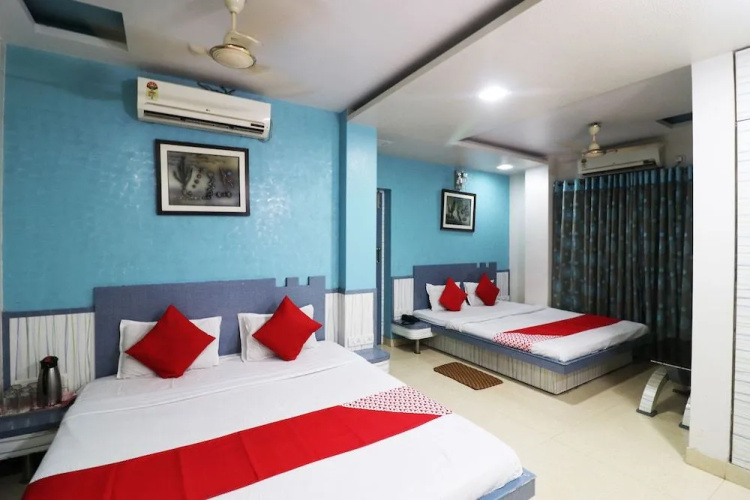 OYO 12769 Hotel Artland