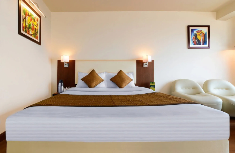 Honeymoon Inn