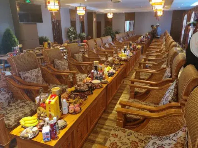 Biriyading Hotel