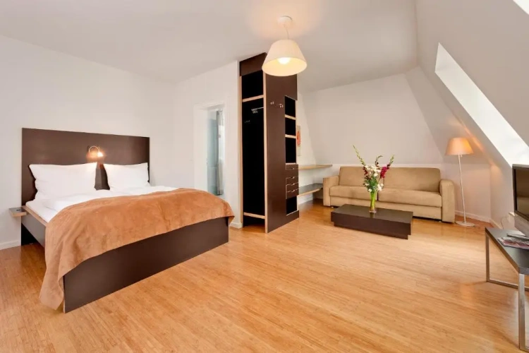 Double Suite