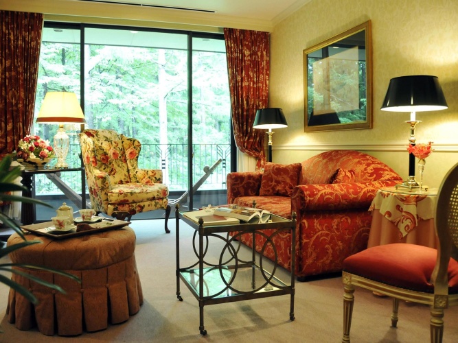 Twin Junior Suite with garden view