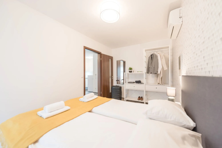 Oasis Apartments at Broadway Residence