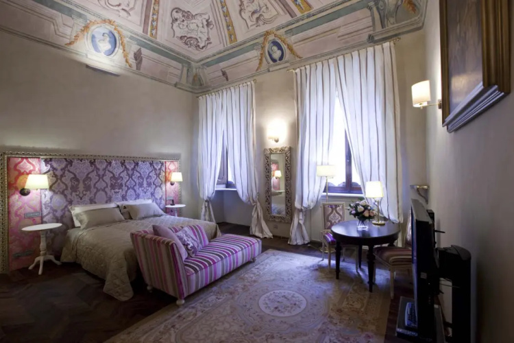 Palazzo Carletti