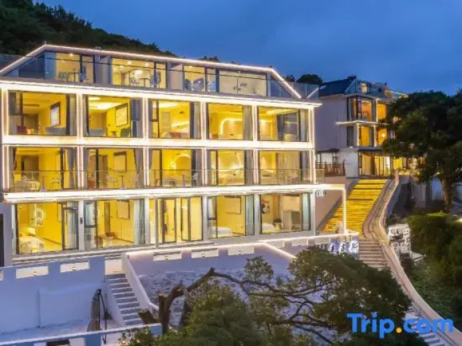 MaxHotel