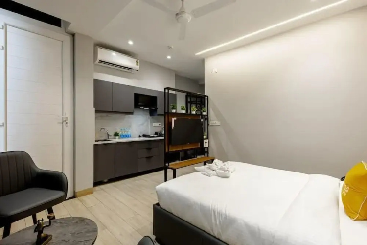 Imperial Stayz
