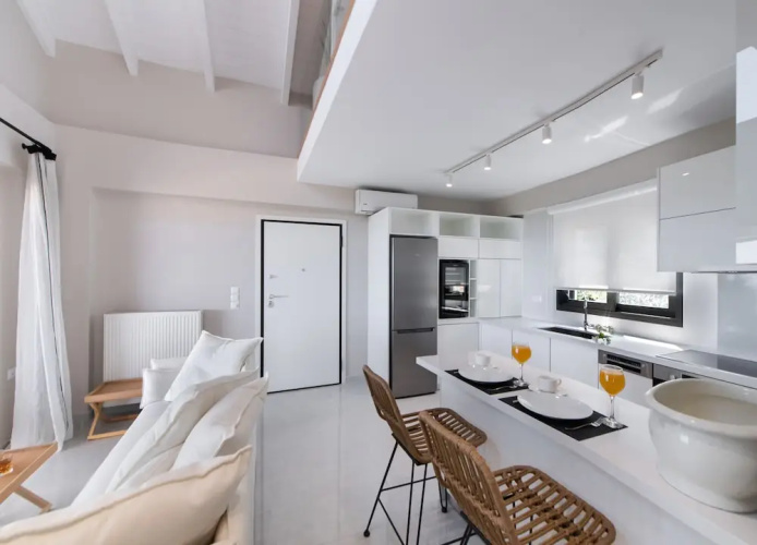 Halcyon Deluxe Maisonettes Sea View