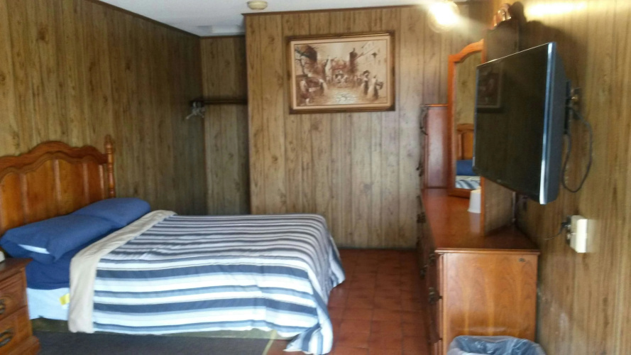 Mayflower Motel photo 13
