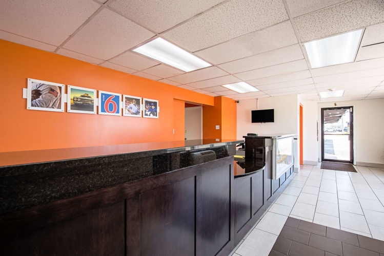 Motel 6 Norfolk - Oceanview photo 22