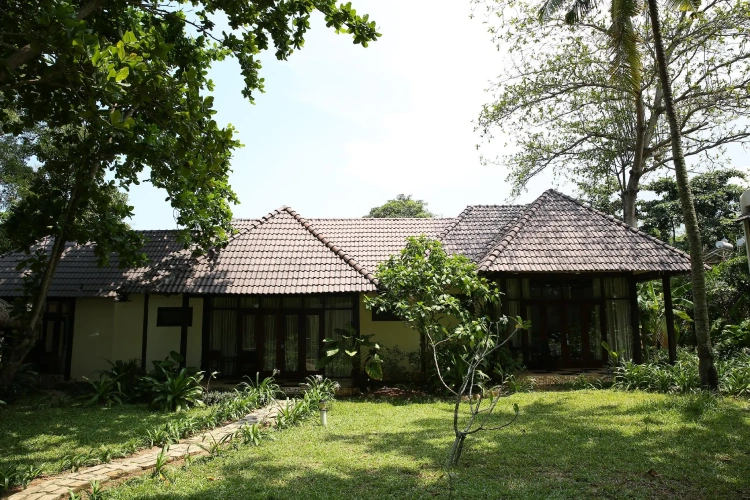 Executive Bungalow with balcony and with garden view