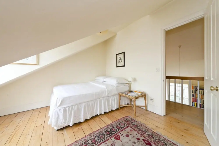 Gloucester Crescent II by Onefinestay