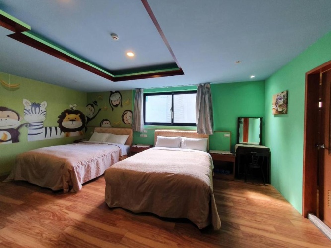 Standard Quadruple room